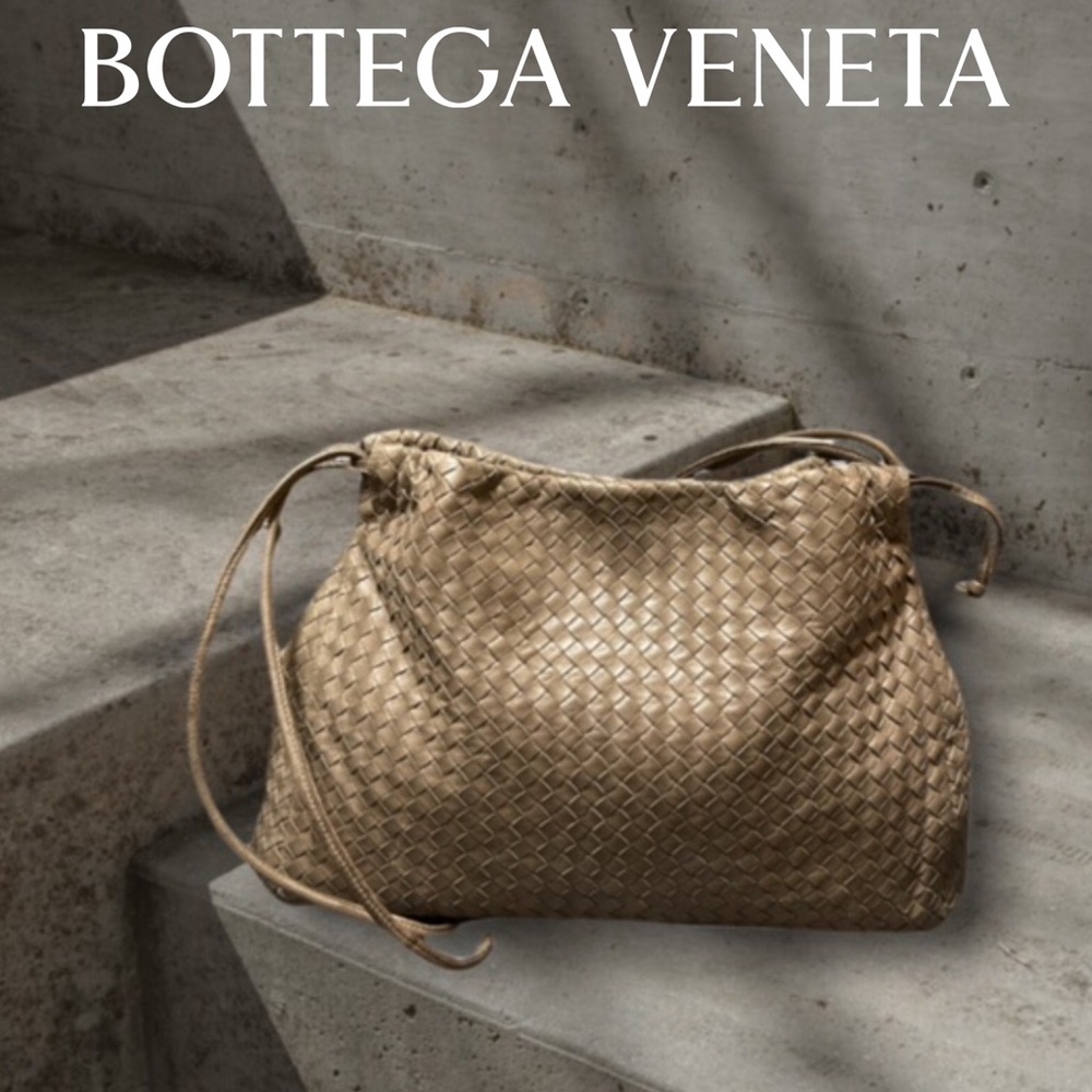 Bottega Veneta Intrecciato Vintage Crossbody Cinch Bag